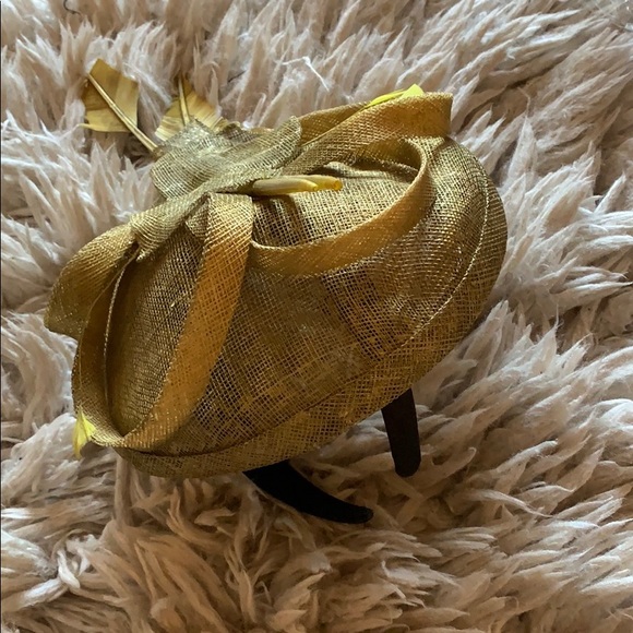 Dressy hat - Picture 2 of 3